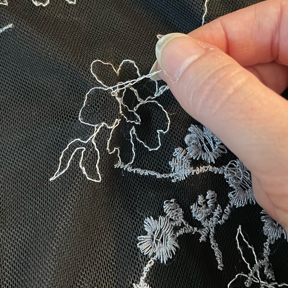 Vintage Floral Mesh Overlay Black Midi Slip Skirt 1X Whimsigoth Dark Cottagecore - Picture 7 of 8